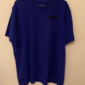Under armor navy blue T-shirt